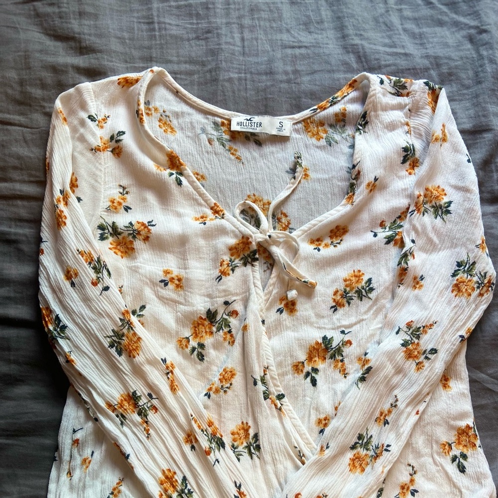 Cross tie long sleeve floral shirt